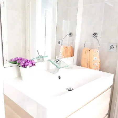 アパート With One Bedroom In With Wifi *
